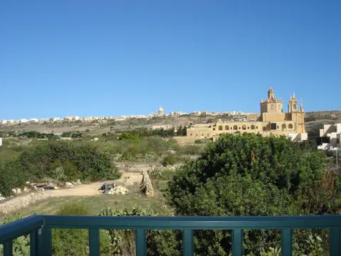 2 bedroom Apartment to rent in Gozo - Ghajnsielem
