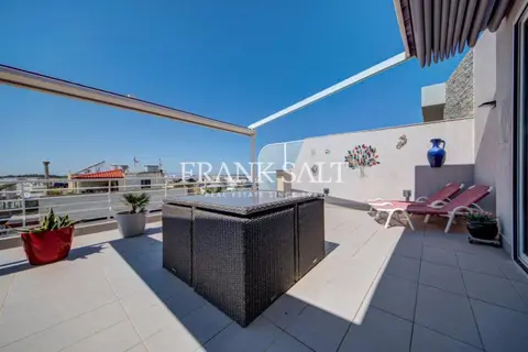 3 Bedroom Penthouse For Sale in Mosta
