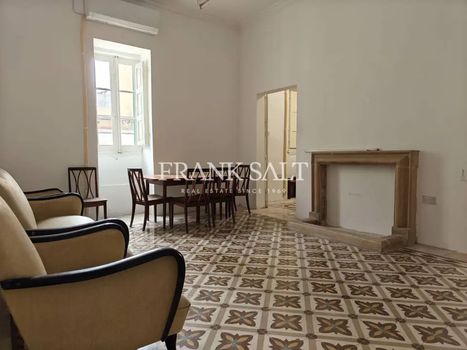 Birkirkara, Townhouse