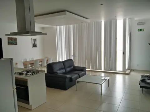 2 bedroom Penthouse to rent in Msida