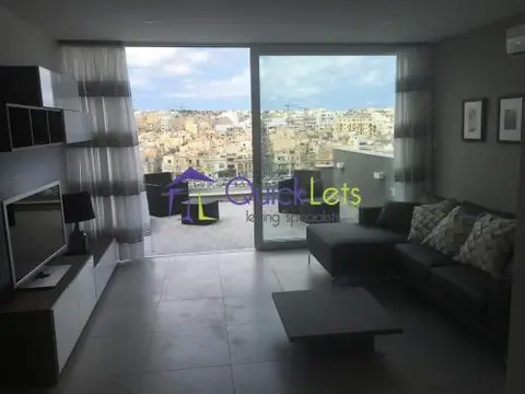 2 bedroom Penthouse to rent in Msida