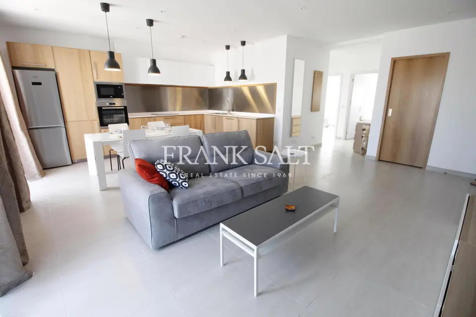 Gzira, Furnished Apartment