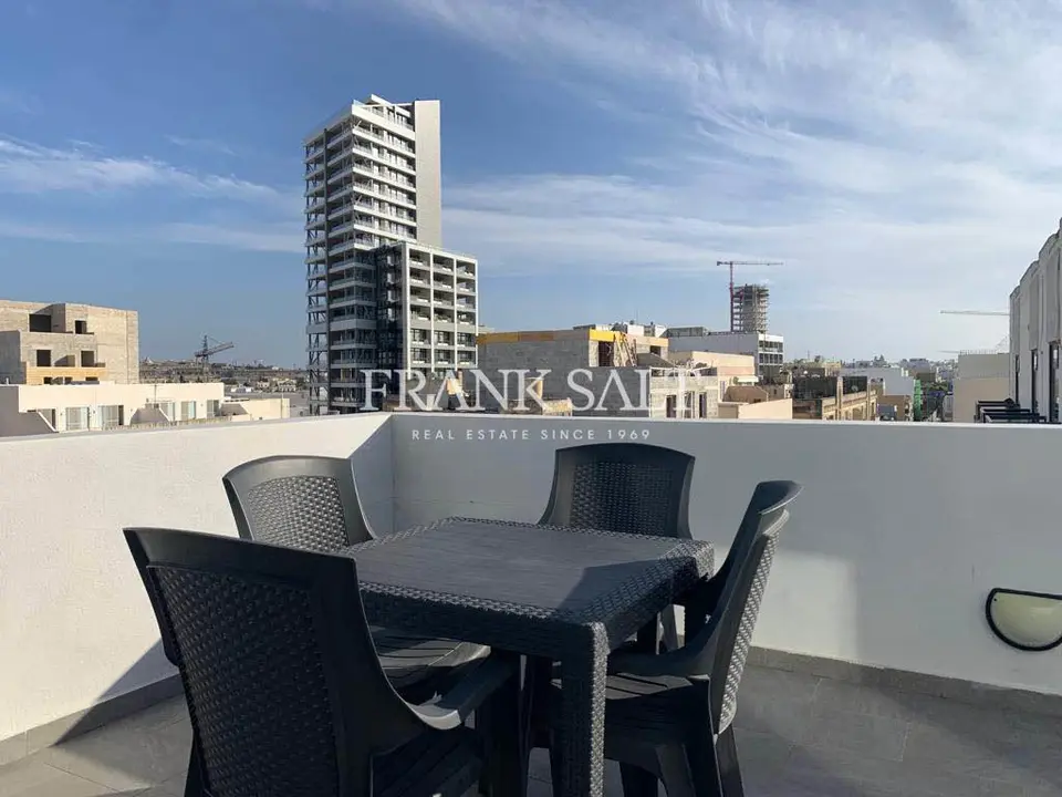 Gzira, Furnished Penthouse