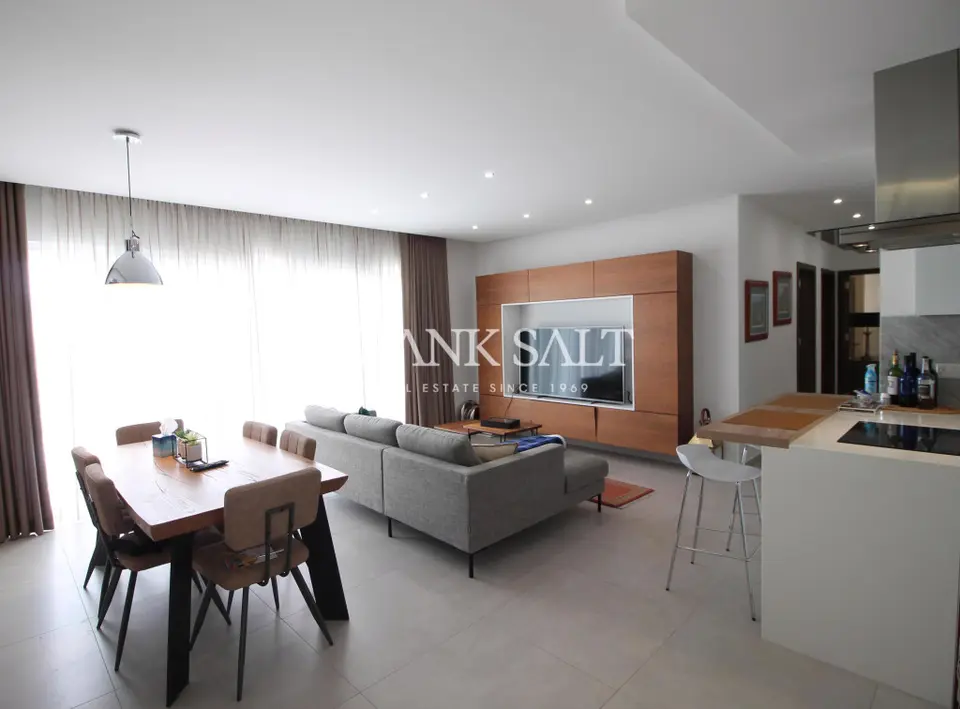 Swieqi, Furnished Penthouse