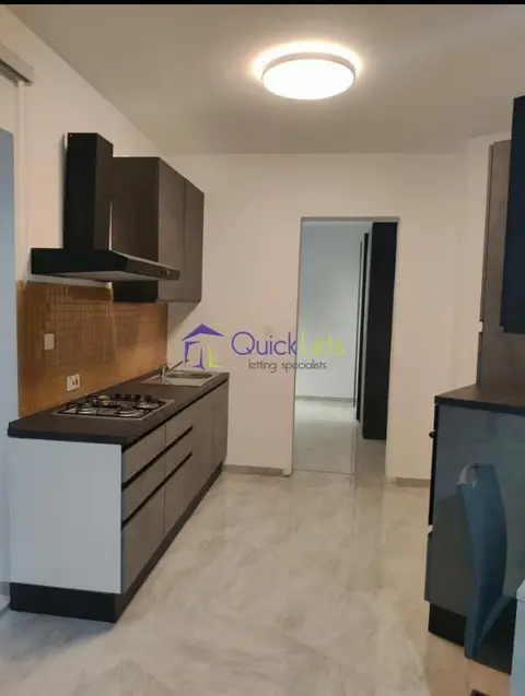 2 bedroom Maisonette to rent in Qormi