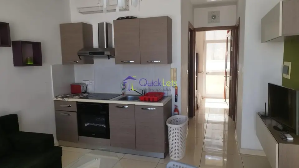 3 bedroom Penthouse to rent in St. Julians