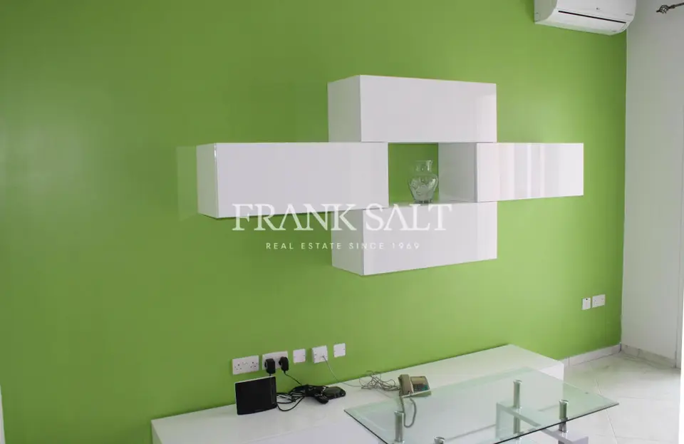 Sliema, Furnished Duplex Penthouse