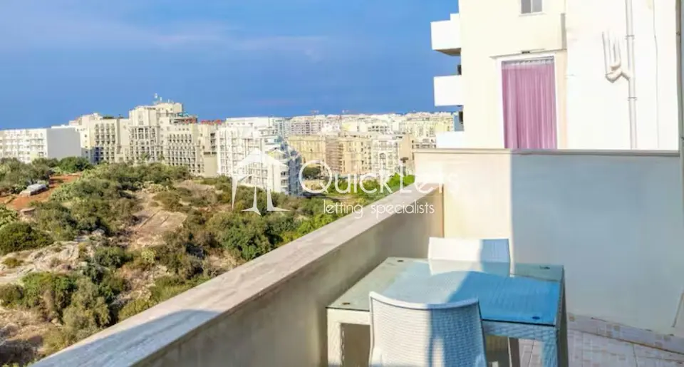 1 bedroom Penthouse to rent in St. Julians