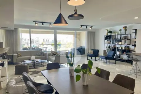 4 Bedroom Apartment For Sale in St Julian's