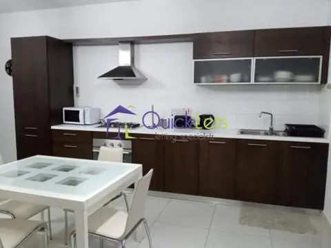 2 bedroom Penthouse to rent in Gzira