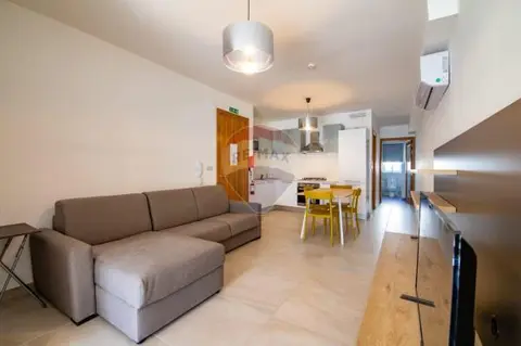 2 bedroom Apartment to rent in St Julian's
