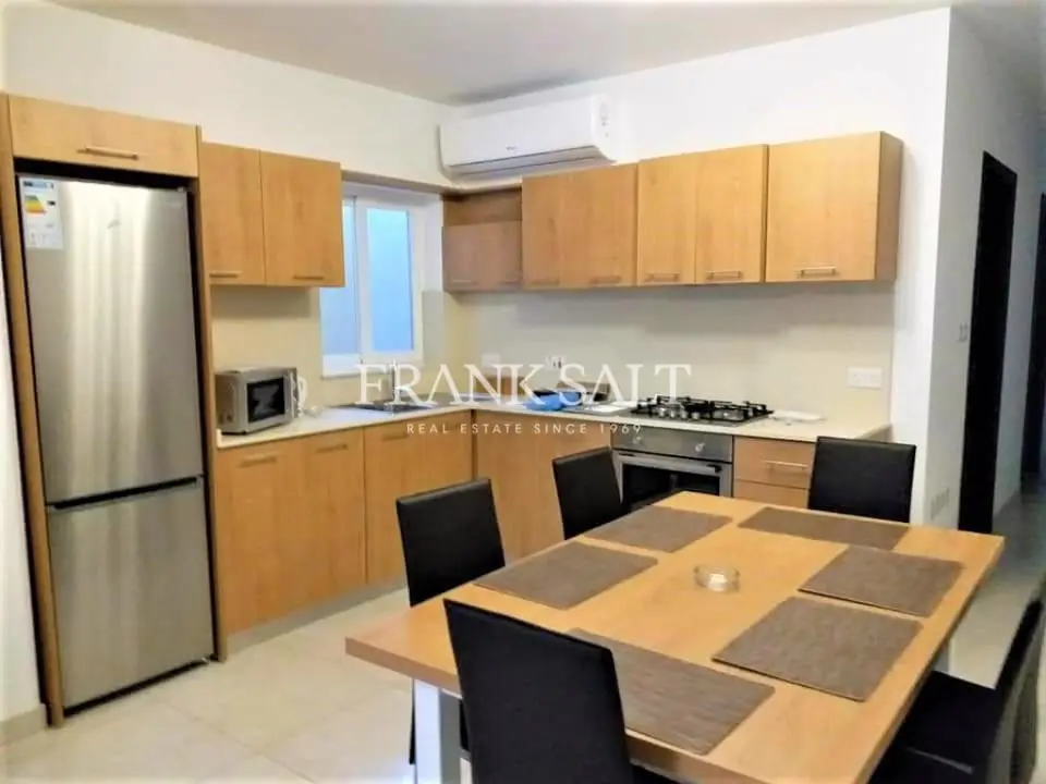 Tarxien, Furnished Penthouse