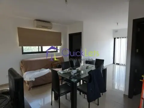 2 bedroom Penthouse to rent in Paola