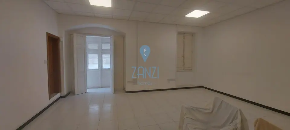 8 bedroom Office for sale in Valletta