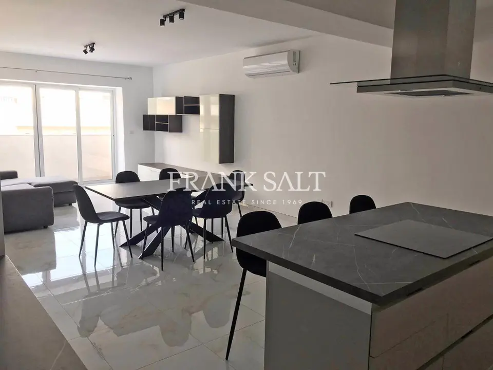 Swieqi, Apartment