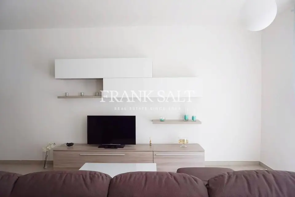 Gzira, Furnished Apartment