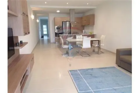 3 bedroom Apartment to rent in Gzira