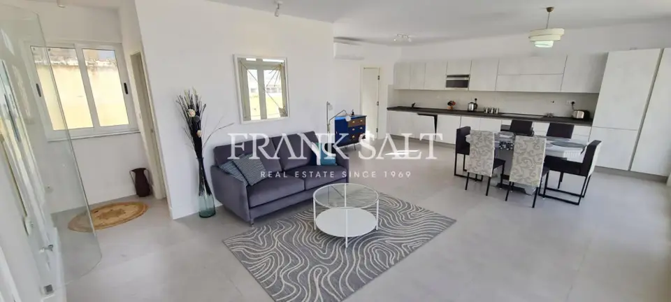 Valletta, Furnished Penthouse