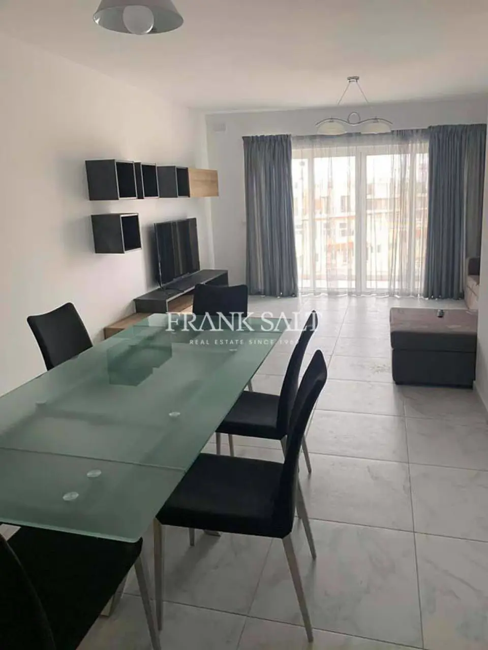 Qawra, Furnished Apartment