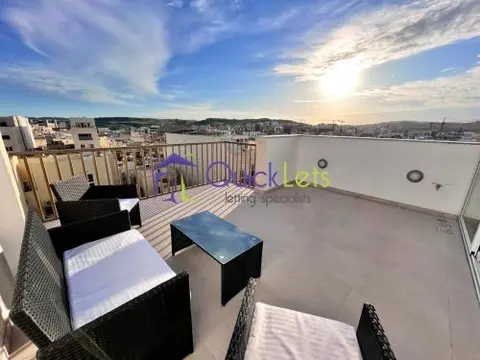 2 bedroom Penthouse to rent in Qawra