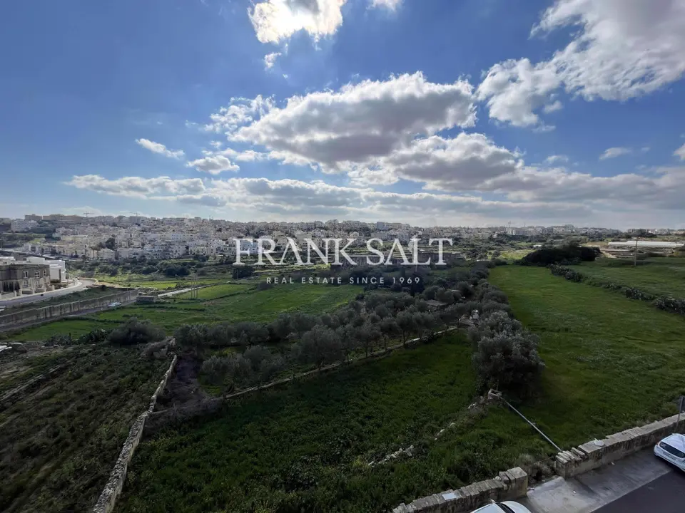 Swieqi, Apartment
