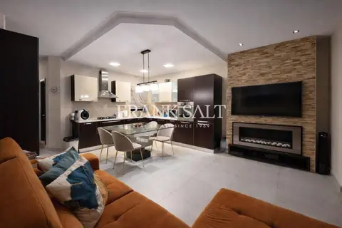 2 Bedroom Apartment For Sale in Fgura