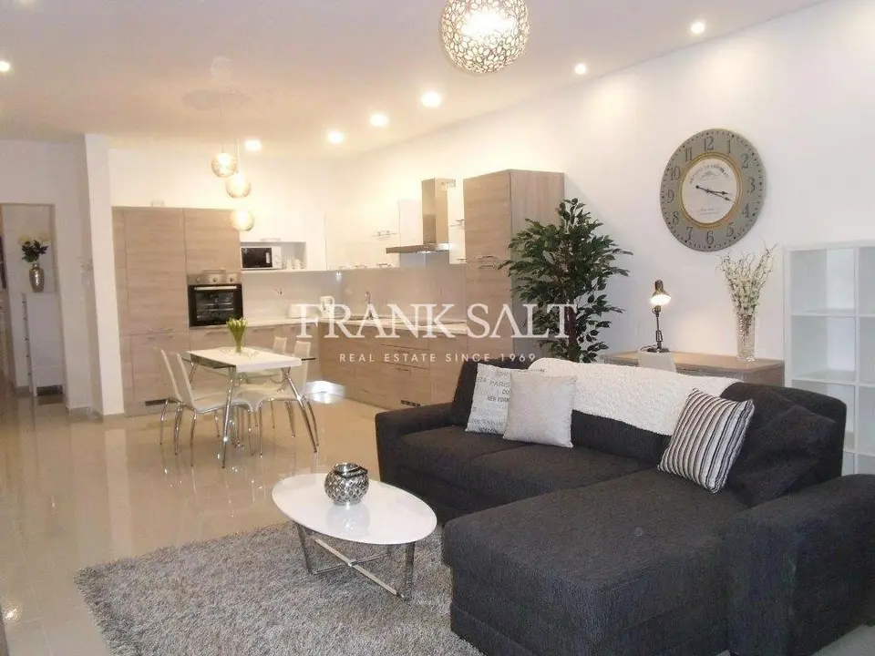Swieqi, Furnished Apartment