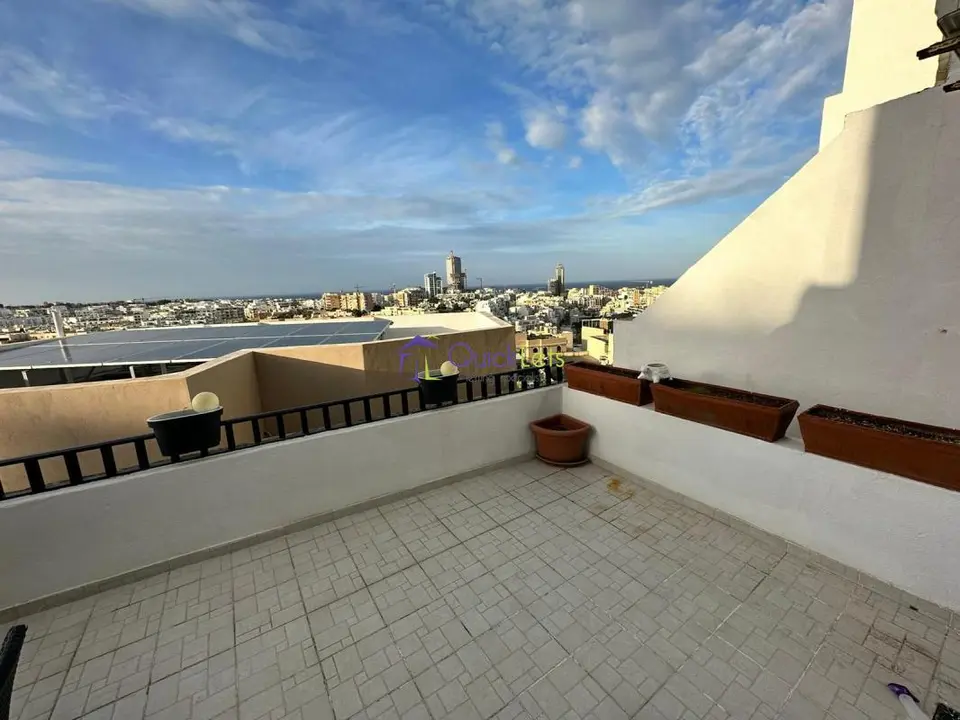 5 bedroom Terraced House to rent in St. Julians