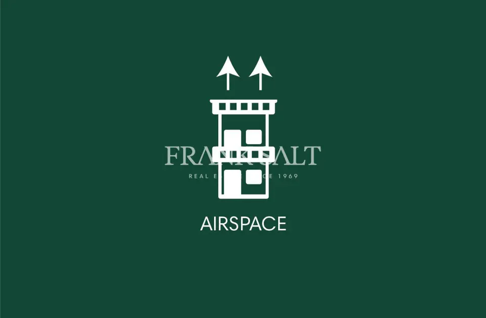 Marsalforn, Airspace