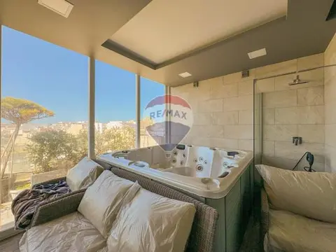 2 bedroom Penthouse Duplex for sale in Marsascala