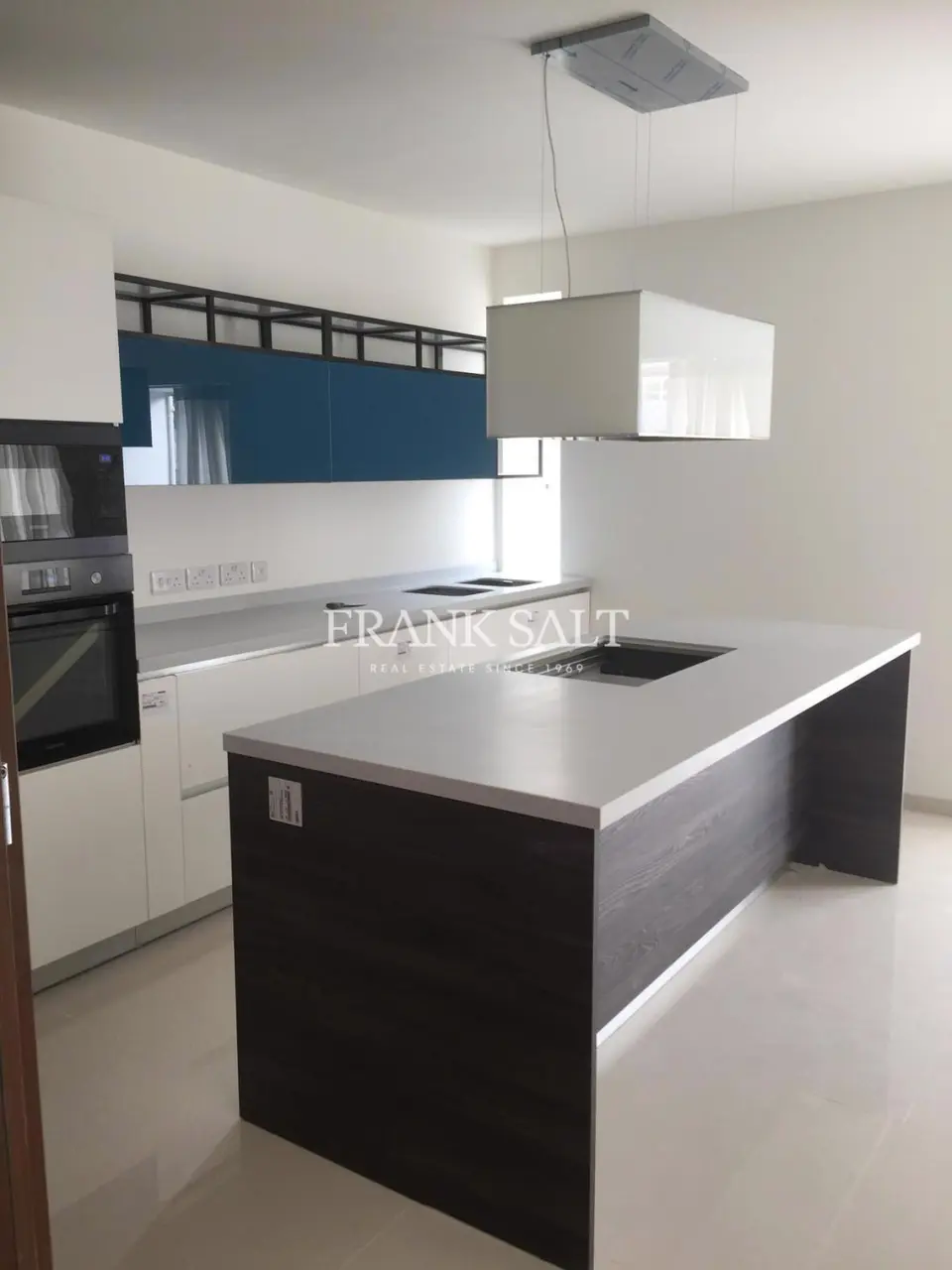 2 bedroom Apartment to rent in Ta' Xbiex