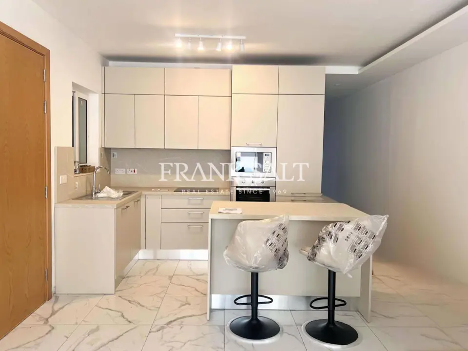 St Pauls Bay, Apartment