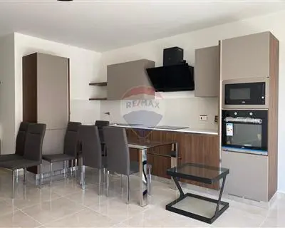 2 bedroom Penthouse to rent in Luqa