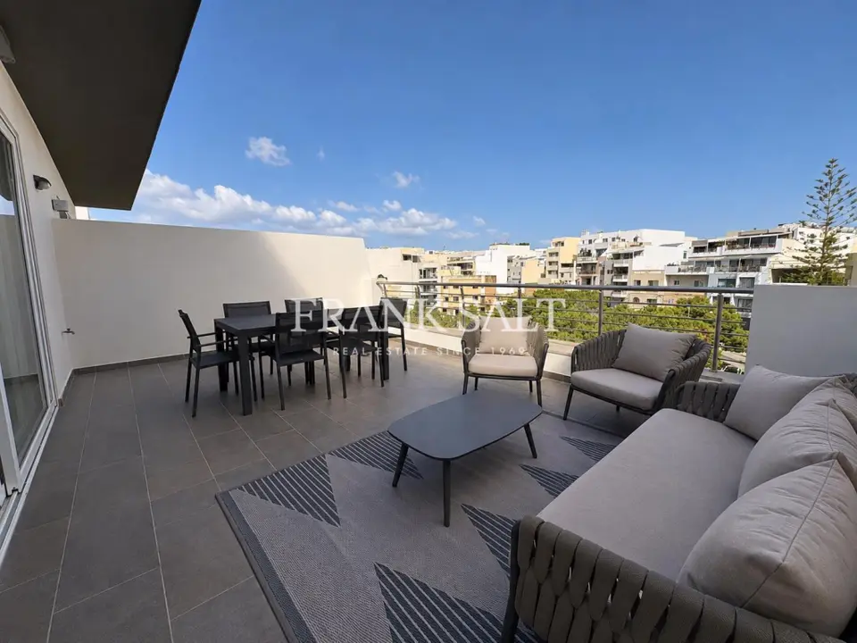 Swieqi, Furnished Penthouse
