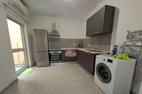 3 Bedroom Maisonette For Sale in Siggiewi