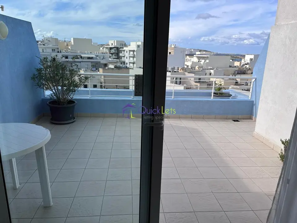 1 bedroom Penthouse to rent in Bugibba