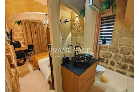 5 Bedroom Farm House For Sale in Gozo - Gharb