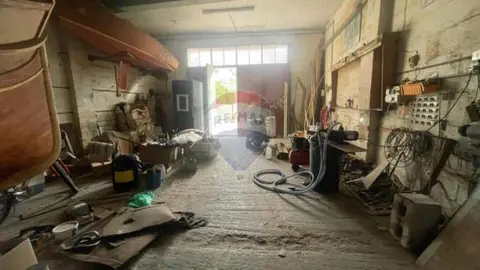 Garage (Residential) for sale in Birzebbuga