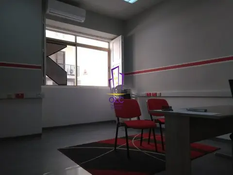 Office to rent in Pieta