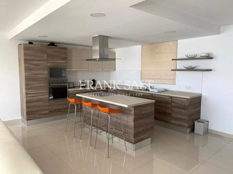Qawra, Furnished Apartment