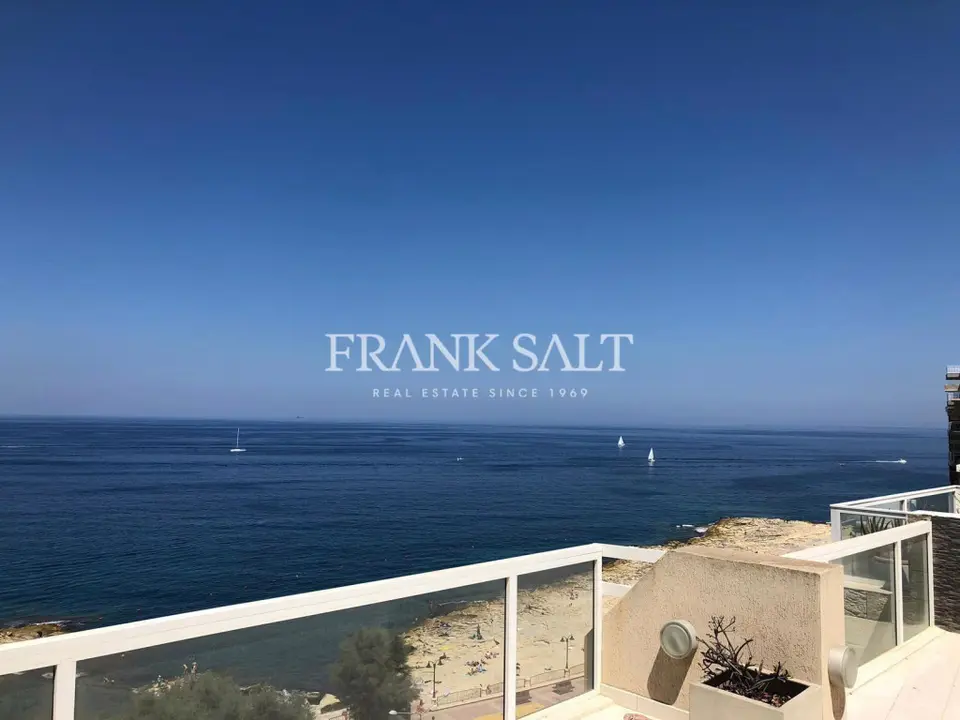 Sliema, Furnished Penthouse