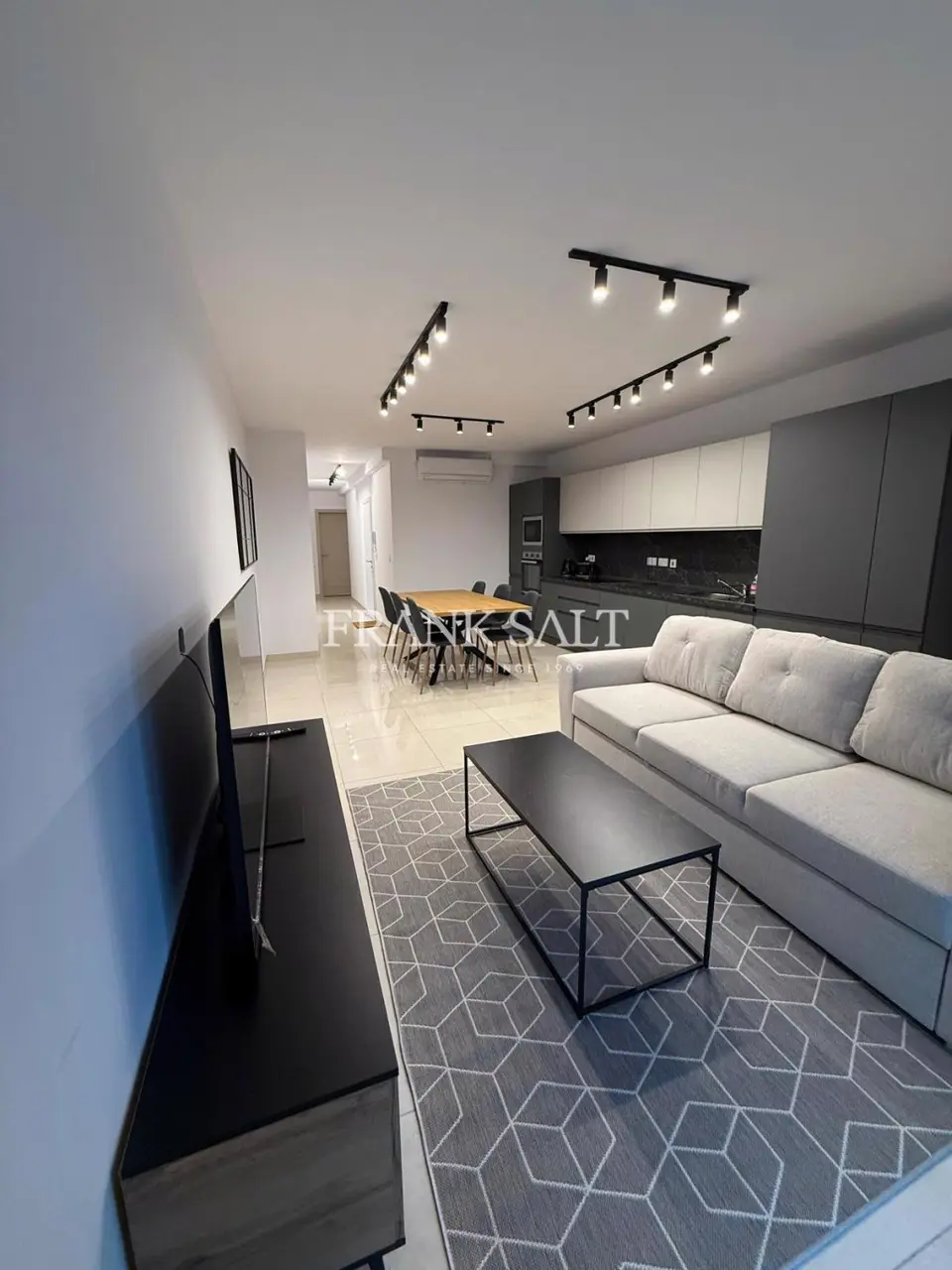 Gzira, Apartment