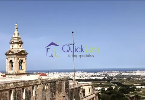 3 bedroom Townhouse to rent in Rabat