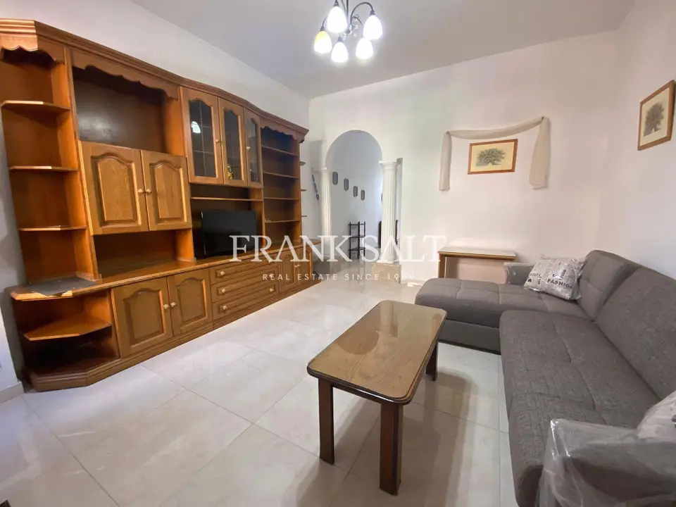 Qormi, Furnished Maisonette