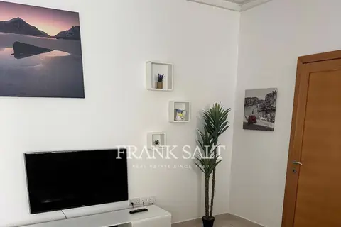 2 Bedroom Apartment To Rent in Mellieha