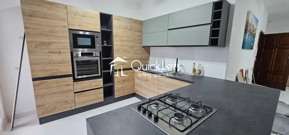 3 bedroom Apartment to rent in Marsaxlokk