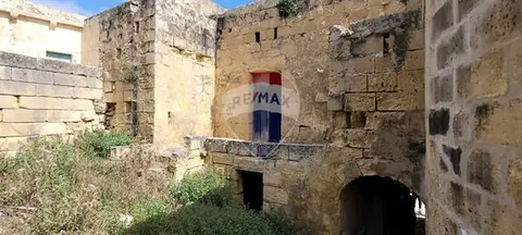 Farmhouse for sale in Gozo - Kercem