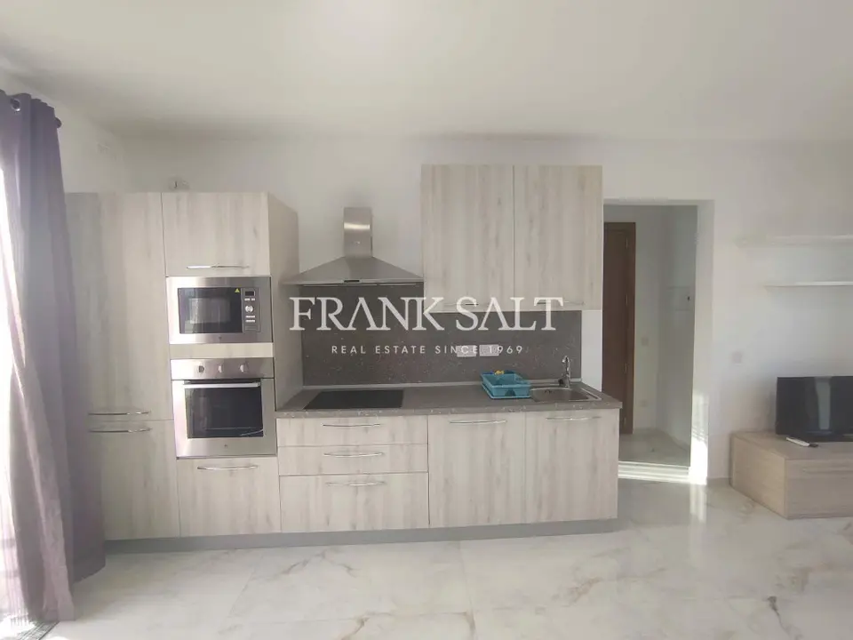 Kalkara, Furnished Penthouse