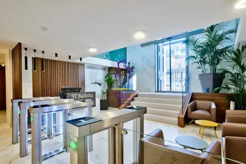Office to rent in St. Julians