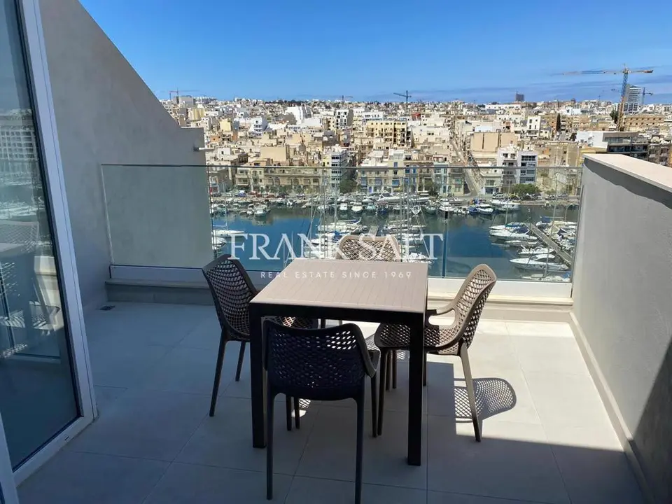 Pieta, Furnished Penthouse
